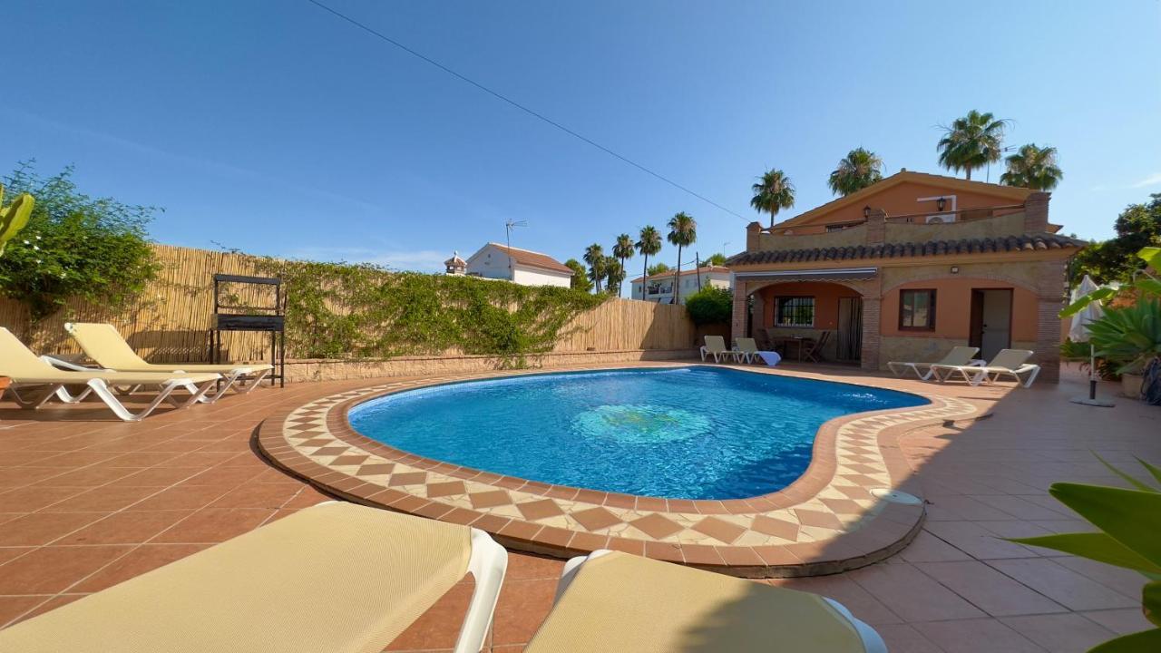 Chalet El Parral - Piscina Y Sala De Cine Малага Екстериор снимка