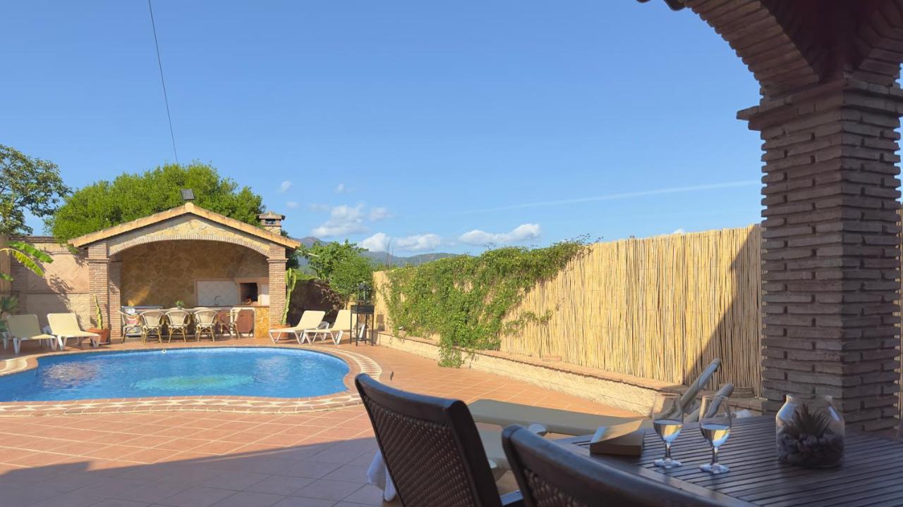 Chalet El Parral - Piscina Y Sala De Cine Малага Екстериор снимка