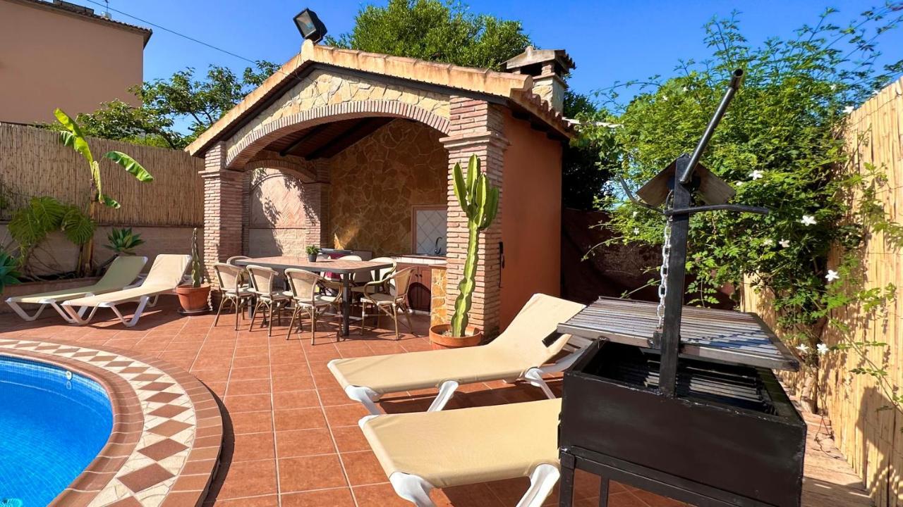 Chalet El Parral - Piscina Y Sala De Cine Малага Екстериор снимка